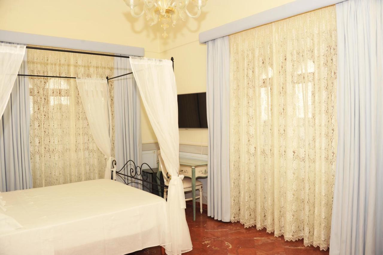 Le Scuderie Di Villa Ravenna サンニコーラ エクステリア 写真